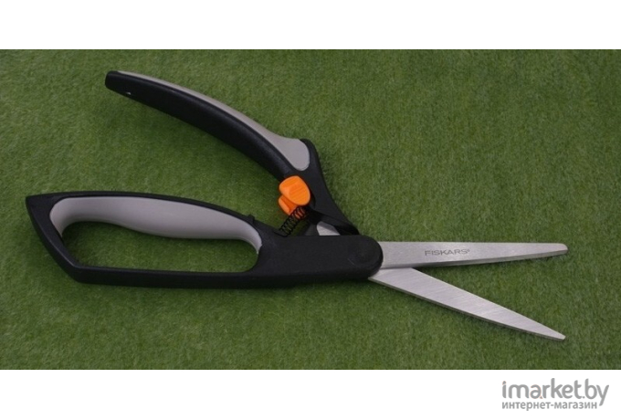 Ножницы для травы Fiskars GS50 (111090)