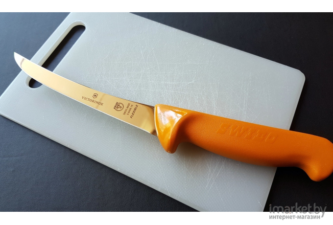 Кухонный нож Victorinox Swibo обвалочный для мяса 160мм желтый [5.8405.16]